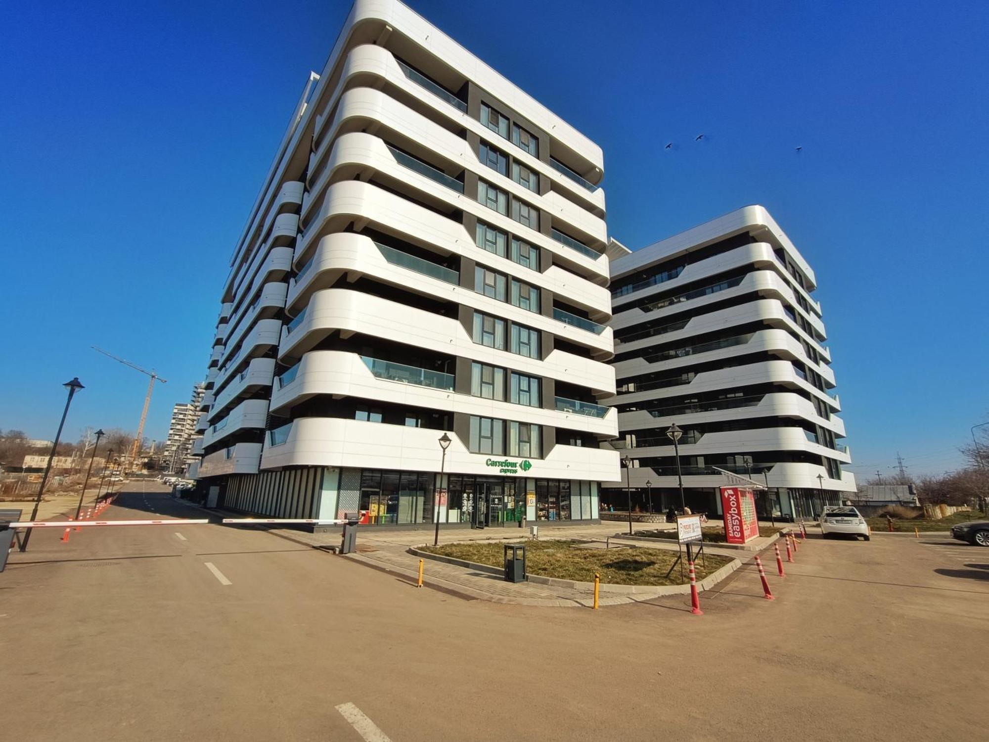 Super Apartments Near Airport With Shop & Free Parking Iasi Exterior photo