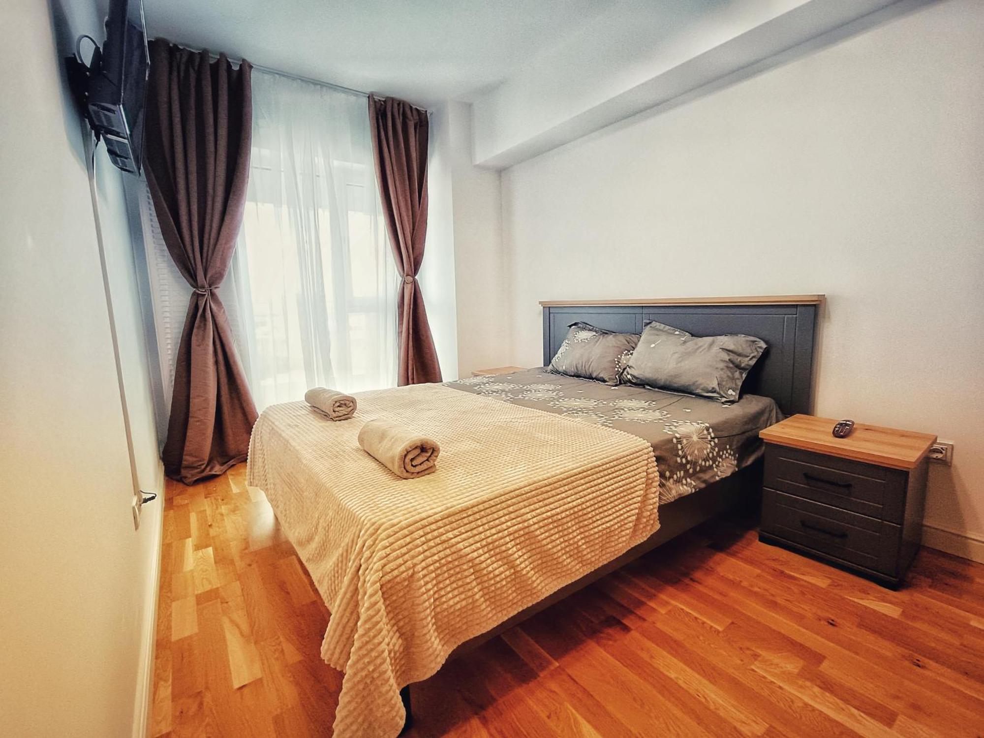 Super Apartments Near Airport With Shop & Free Parking Iasi Exterior photo